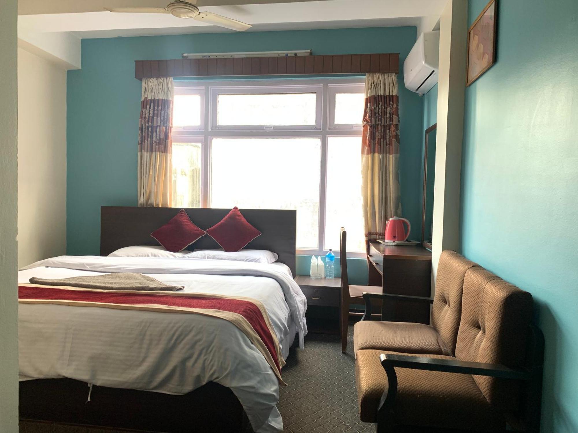 Hotel Discovery Inn Kathmandu Exterior photo