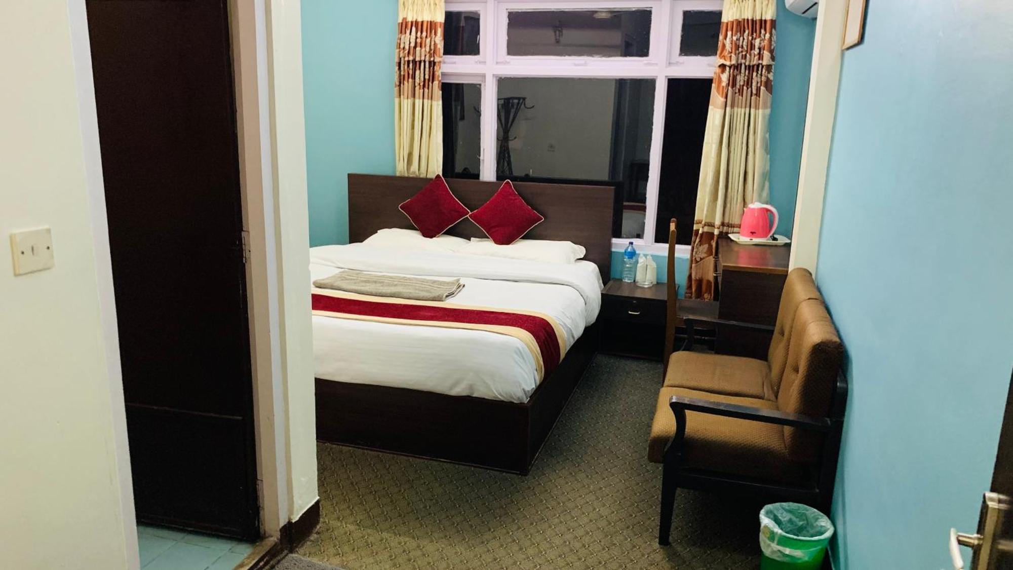 Hotel Discovery Inn Kathmandu Exterior photo